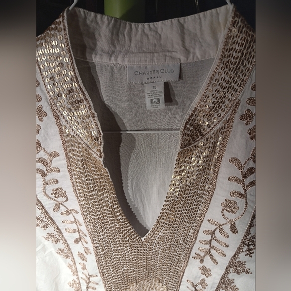Embroidered White and Gold Men's Shirt - Picture 2 of 11